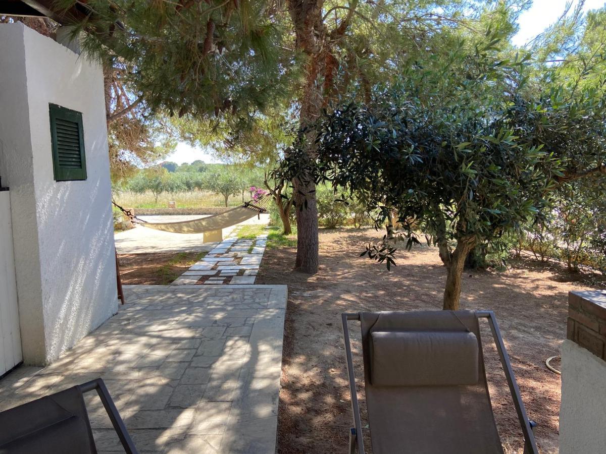 Appartamenti In Villa Senia ファヴィニャーナ エクステリア 写真